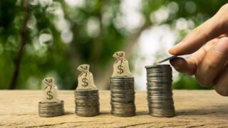 Ako začať investovať: Kompletný návod pre začiatočníkov